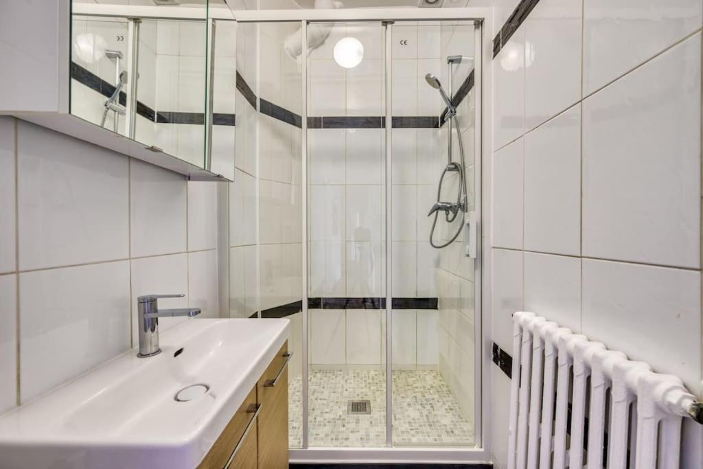 3-Bedroom Apart Close To Roland Garros Parigi Esterno foto